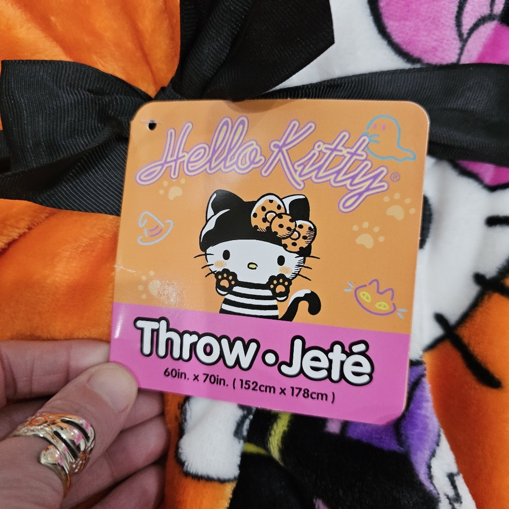 Sanrio 2 Pack Orange Halloween Spiderweb Pumpkin Hello Kitty Soft Throw Blanket - Picture 2 of 8
